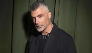 الفنان اللبناني فارس كرم 