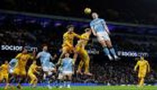 ترتيب الدوري الإنجليزي.. مانشستر سيتي يمنح أرسنال هدية جديدة