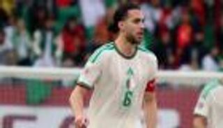 &laquo;واقع الملعب يبقى مغايراً&raquo;.. رامز زروقي يتحدى نيجيريا