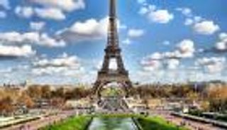 كيف غيّرت مشاريع ميتران الكبرى المشهد العمراني والثقافي لفرنسا؟