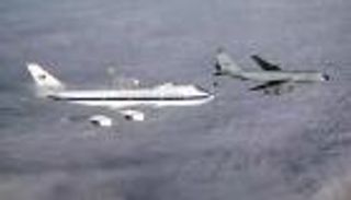 طائرة &laquo;يوم القيامة&raquo; الأمريكية تحلق وسط توترات عالمية وتثير التكهنات