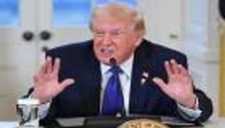 ترامب يجتمع مع 17 شركة نفط لاستثمار 100 مليار دولار في فنزويلا.. ماذا حدث؟