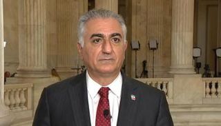 ضا بهلوي، نجل شاه إيران