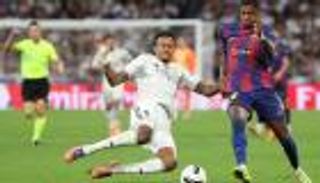 موعد مباراة برشلونة وريال مدريد في نهائي كأس السوبر الإسباني 2026