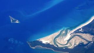 إعصار كوجي يتسبب في قطع الكهرباء باستراليا