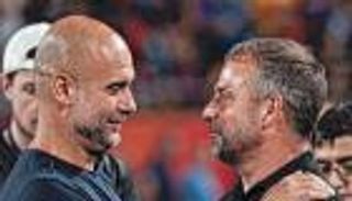 بفضل ريال مدريد.. فليك يرتقي في قائمة برشلونة الاستثنائية