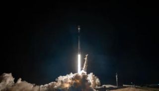 إطلاق صاروخ "فالكون 9" حاملاً 40 حمولة