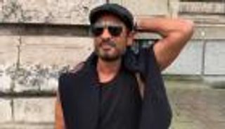 عمرو سعد يقتحم عالم &laquo;الملفات الممنوعة من النشر&raquo; في &laquo;إفراج&raquo;