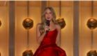 صدمة وموقف محرج وحريق.. كواليس حفل غولدن غلوب 2026