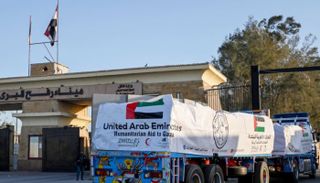 قافلة مساعدات إماراتية إلى غزة- أرشيفية