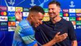 أول المودعين.. مبابي يعلق على رحيل تشابي ألونسو