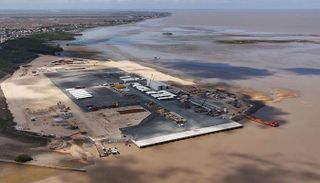 إنتاج النفط البحري بالقرب من مصب نهر ديميرارا في جورج تاون