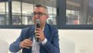 فرص في قلب التحديات.. كيف نسرع التحول إلى الطاقة المتجددة؟