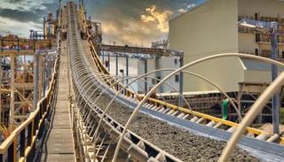 استخراج المعادن النادرة