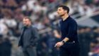 بعد ريال مدريد.. ألونسو محروم من الدوري الإسباني