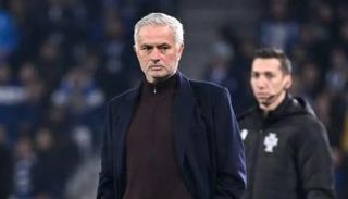 جوزيه مورينيو مدرب بنفيكا البرتغالي