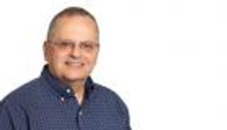 تكريم &laquo;نوابغ العرب 2025&raquo;.. تعرف على البروفيسور بادي هاني الفائز بجائزة الاقتصاد