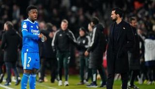 ألفارو أربيلوا وفينيسيوس جونيور