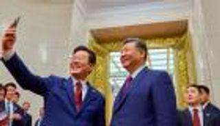 &laquo;سيلفي&raquo; وموسيقى البوب.. اليابان والصين تتنافسان على &laquo;قلب&raquo; سول