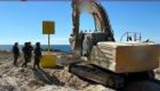 الخط الأصفر على الأرض يختلف عن الخرائط.. صور تكشف &laquo;الرعب&raquo; في غزة