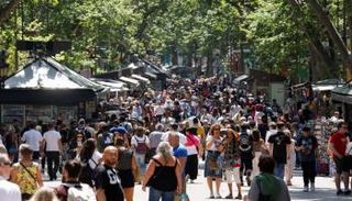 السياحة في إسبانيا - رويترز