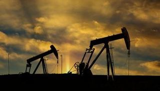 حفارات النفط - أرشيفية