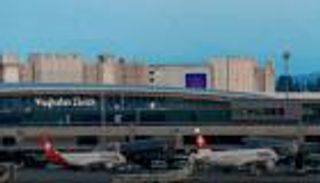 دافوس 2026.. وفود ضخمة وطائرات خاصة تفرض تحديات لوجستية في سماء سويسرا 