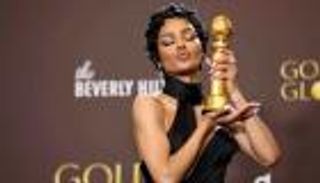 تيانا تايلور تخطف اهتمام نجوم هوليوود بترشيحات وجوائز لافتة