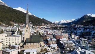 مدينة دافوس في سويسرا