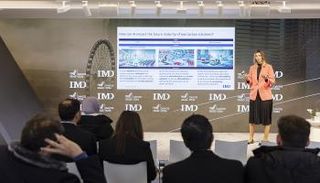 جانب من الجلسة الحوارية