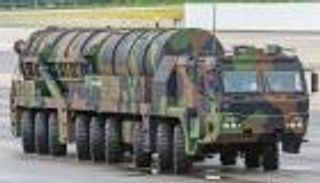 استيقاظ &laquo;الوحش&raquo; في كوريا الجنوبية.. وعينه على تحصينات الجارة