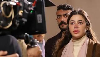 أحمد العوضي ويارا السكري