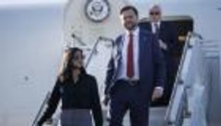 مولود جديد في البيت الأبيض.. نائب ترامب ينتظر طفله الرابع