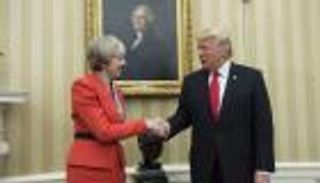 موقف محرج.. تيريزا ماي رفضت إعطاء ترامب رقم هاتفها الشخصي