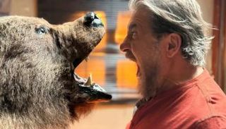 عابد فهد في "سعادة المجنون" 