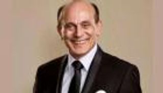 بعد نقله للمستشفى.. ما هو مرض الفنان محمد صبحي؟