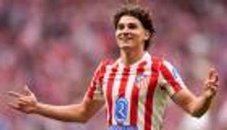 بينهم برشلونة.. سباق مشتعل على جوليان ألفاريز