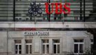 بنك &laquo;يو بي إس&raquo; يفتح أبواب العملات المشفرة لعملائه الأثرياء