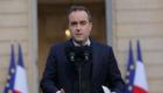 تقليص تمويل &laquo;خطة 2030&raquo;.. طوق نجاة فرنسا من عجز الميزانية