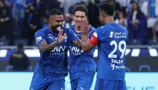 القنوات الناقلة لمباراة الهلال اليوم 