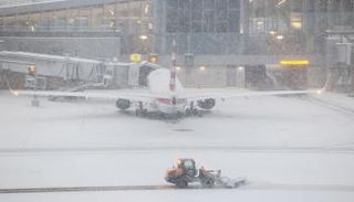 عاصفة شتوية عاتية تجتاح أمريكا