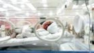 اعتدت على طفل عمره 5 أيام.. تفاصيل القبض على ممرضة في مستشفى تركية