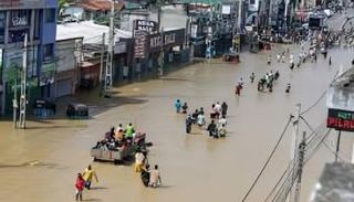 فيضانات إندونيسيا