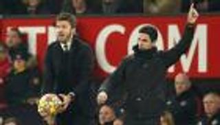 عقدة أرتيتا.. مايكل كاريك ينصب نفسه قاهرا للإسبان