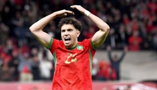 نيل العيناوي بقميص منتخب المغرب