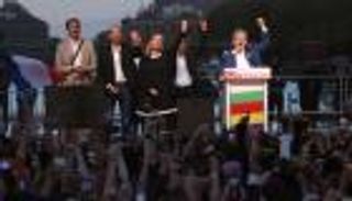 يسار فرنسا واختبار 2027.. تحالفات هشة في مواجهة يمين صاعد