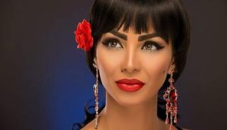 دوللي شاهين