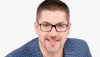 خبير فرنسي: &laquo;ريترو موبيل باريس 2026&raquo; يحوّل السيارات الكلاسيكية إلى استثمار عالمي