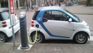 سيارة كهربائية