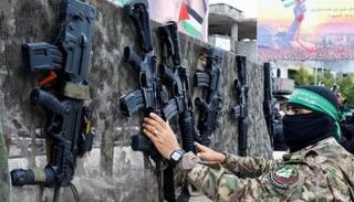 أسلحة لحركة حماس- أرشيفية